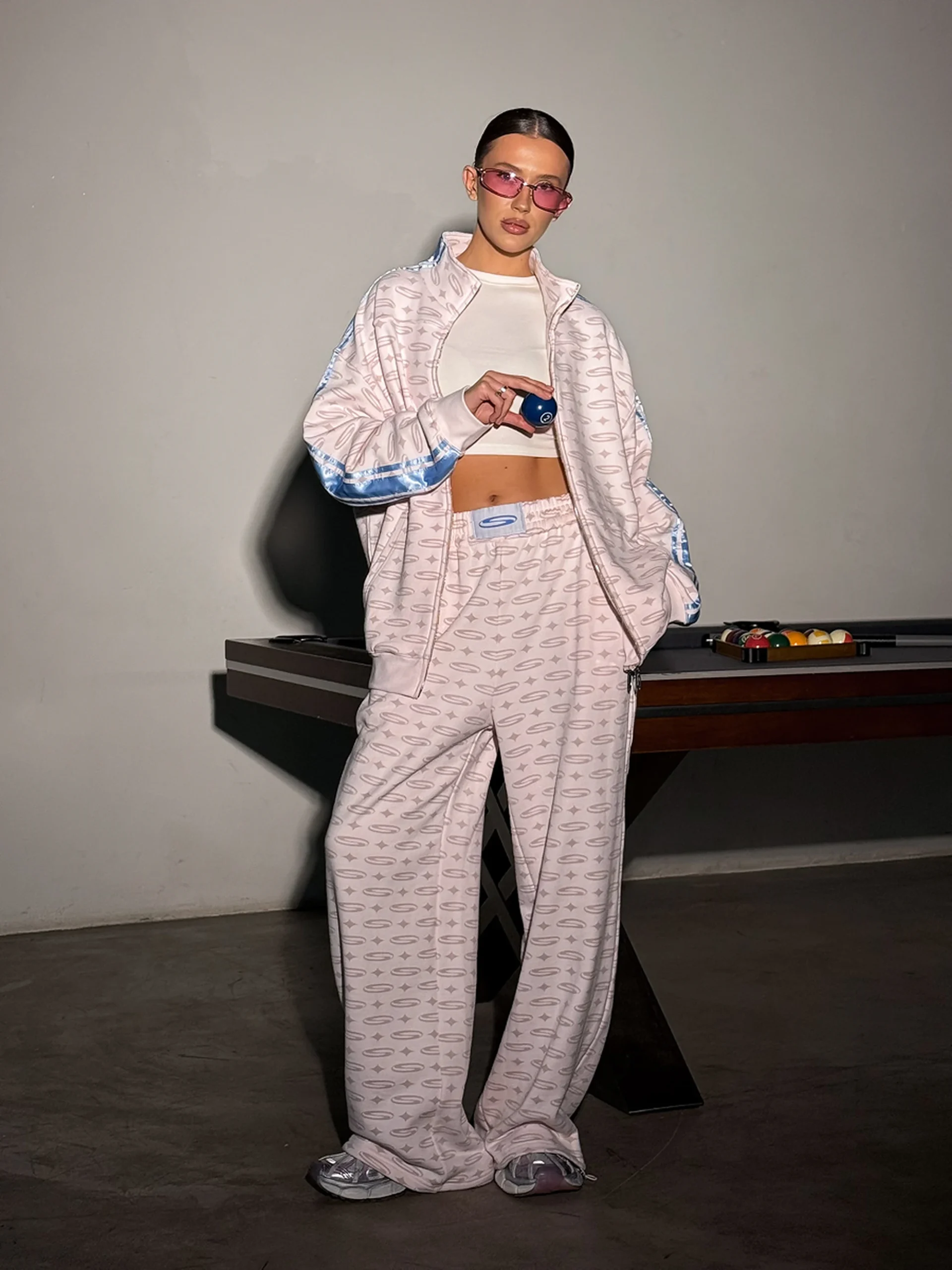 Костюм На Повторе Розовый